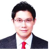 William S Baek